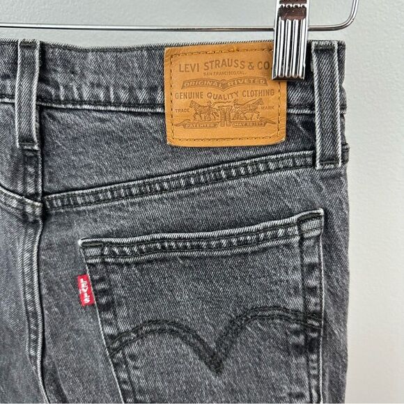 Levi's Dark Grey Wash High Rise Wedgie Denim Jeans Size 25 - Picture 7 of 16